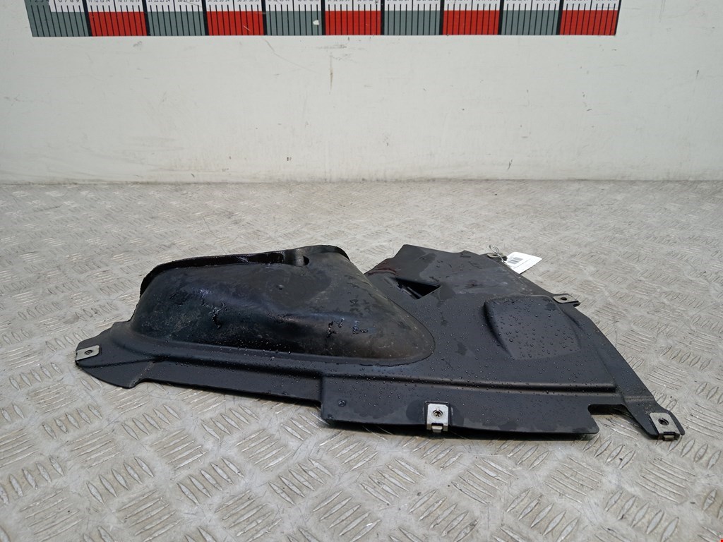Локер (подкрылок) передний левый BMW 3er F30/F31/F80 2011-2019