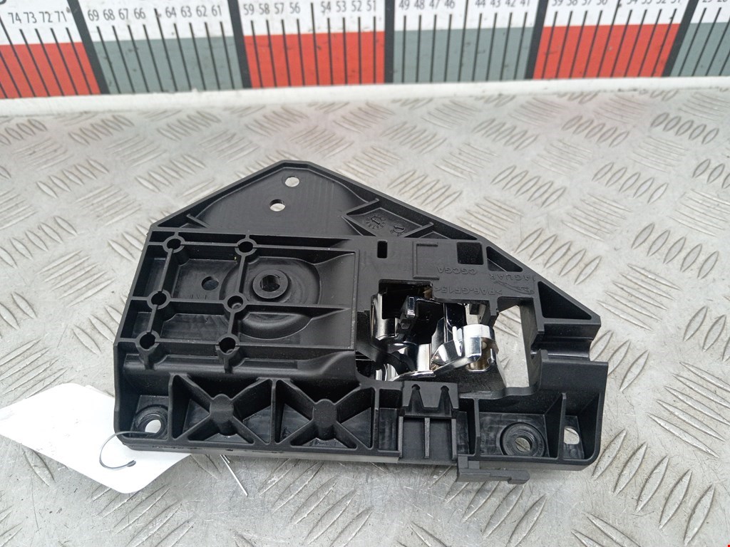 Ручка дверная задняя внутренняя правая JAGUAR XF X250 2007-2015