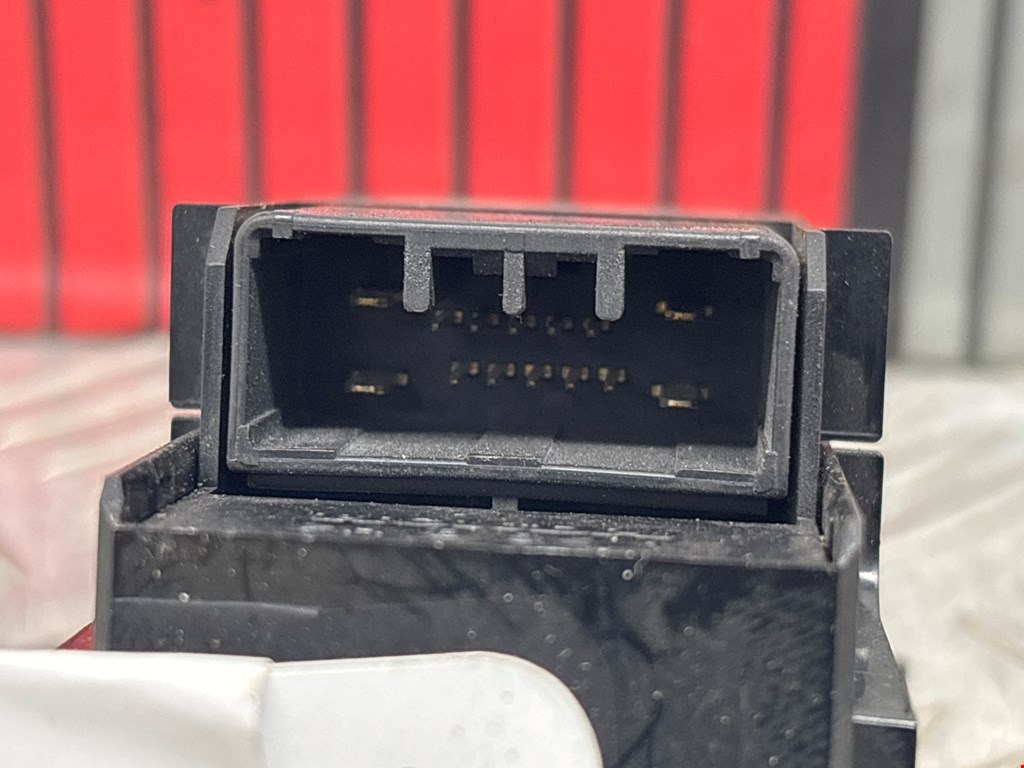 Кнопка стеклоподъемника HONDA CR-V III 2007-2012