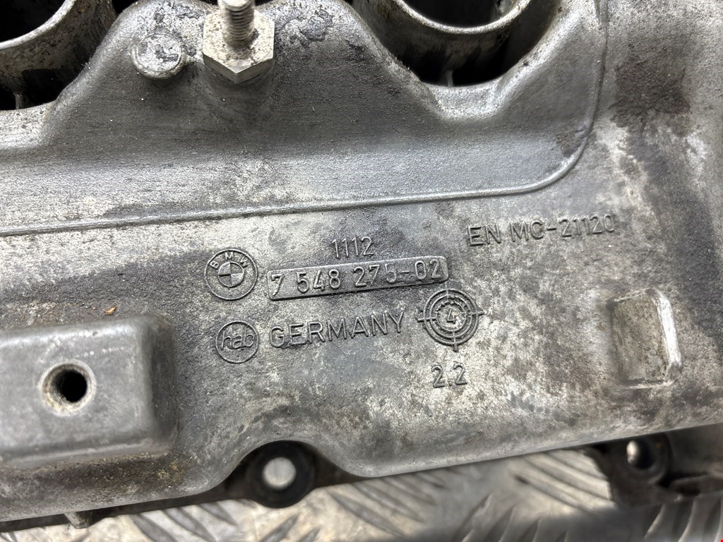 Крышка головки блока (клапанная) BMW 5er 5 серия E60/E61 2003-2010