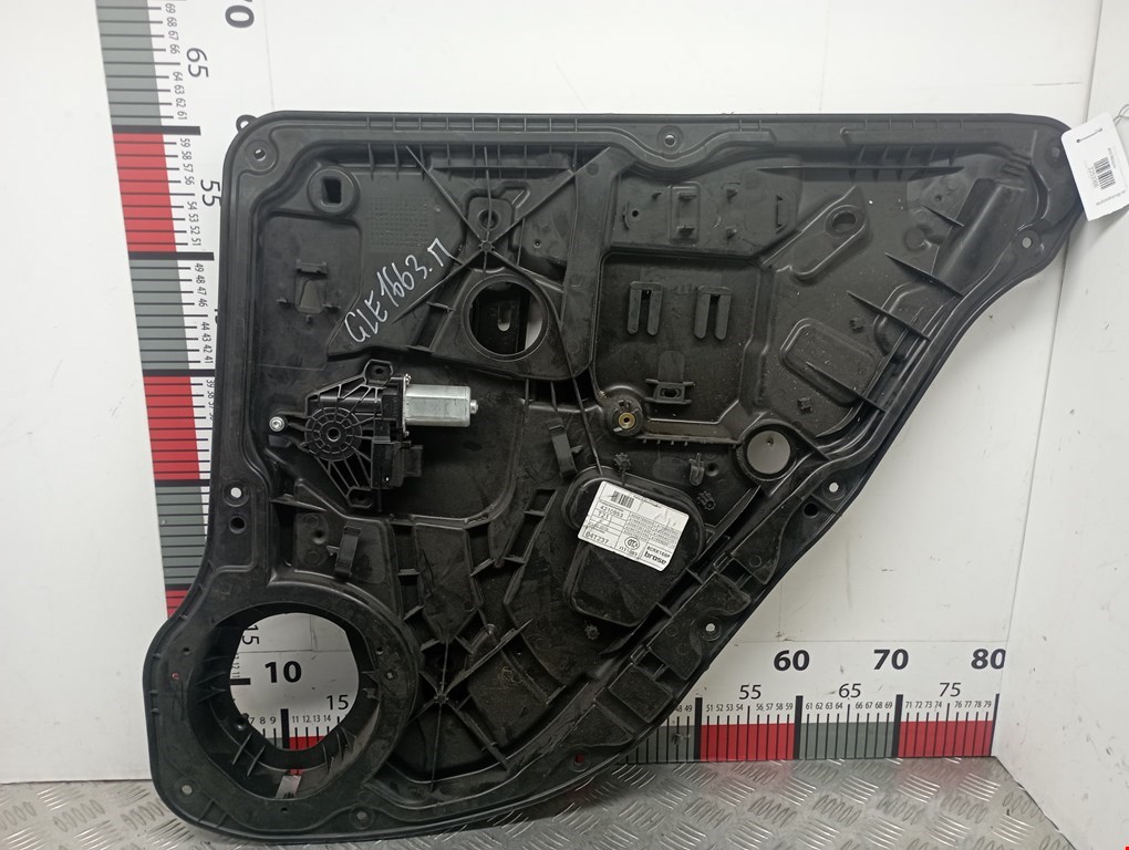 Стеклоподъемник задний правый MERCEDES-BENZ GLE-Class W166 2015-2018