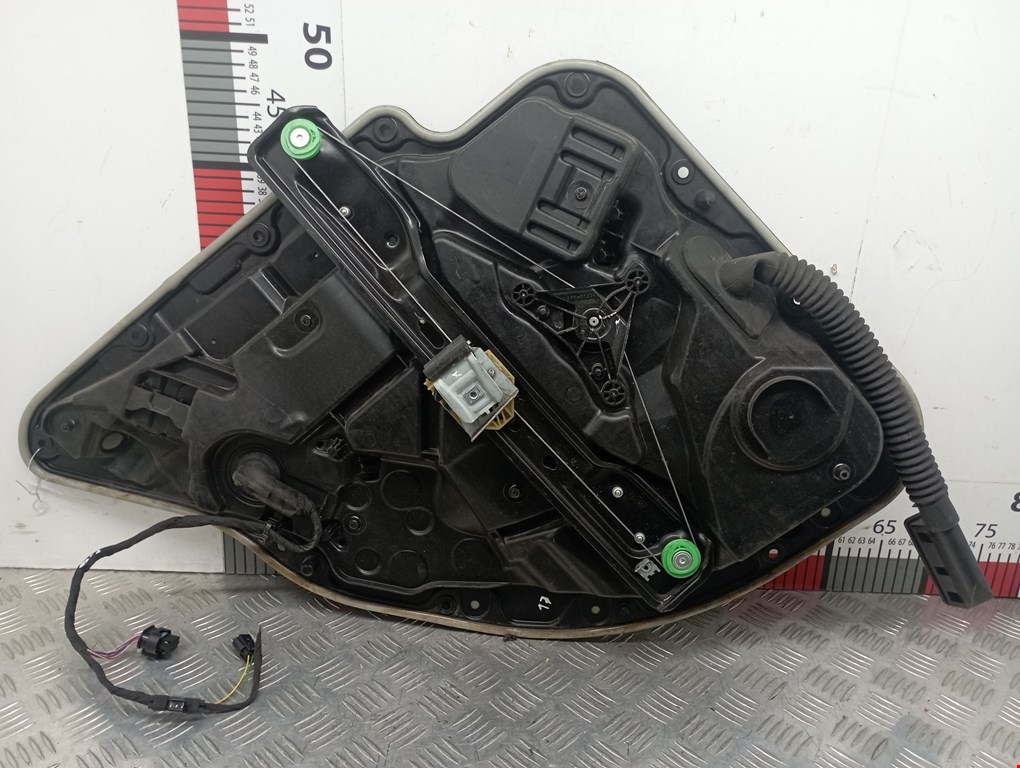 Стеклоподъемник задний правый MERCEDES-BENZ GLE-Class W166 2015-2018