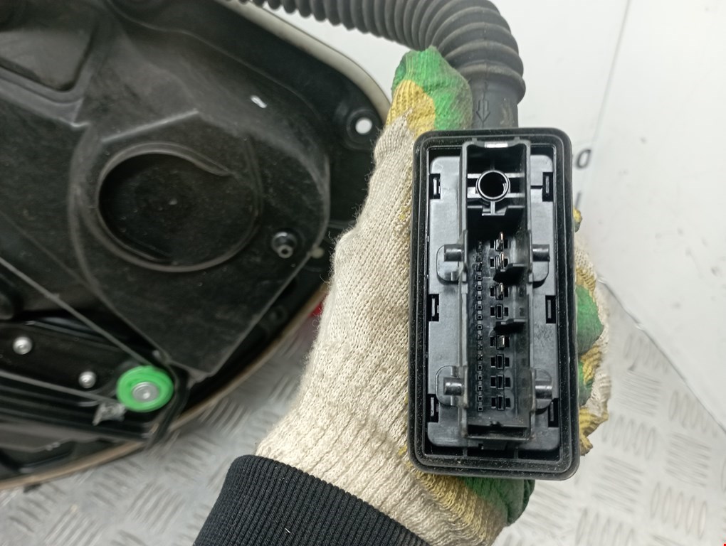 Стеклоподъемник задний правый MERCEDES-BENZ GLE-Class W166 2015-2018