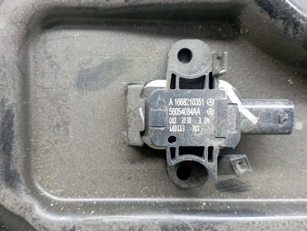 Стеклоподъемник передний правый MERCEDES-BENZ GLE-Class W166 2015-2018