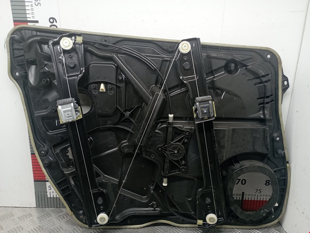 Стеклоподъемник передний правый MERCEDES-BENZ GLE-Class W166 2015-2018