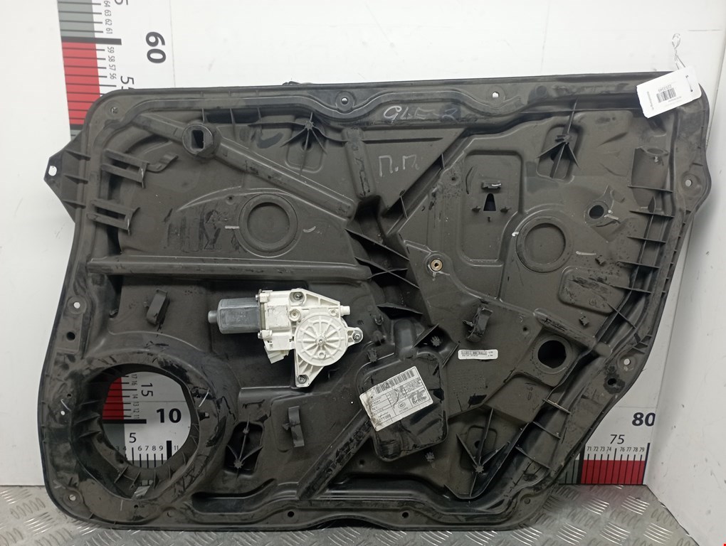 Стеклоподъемник передний правый MERCEDES-BENZ GLE-Class W166 2015-2018