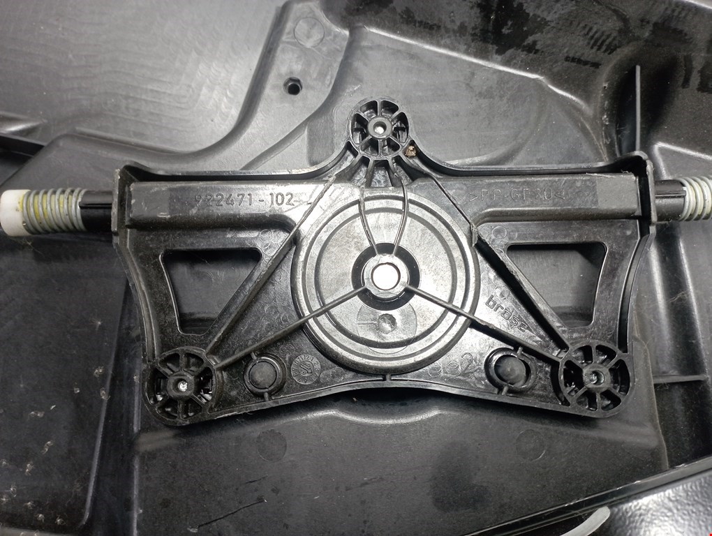 Стеклоподъемник передний правый MERCEDES-BENZ GLE-Class W166 2015-2018